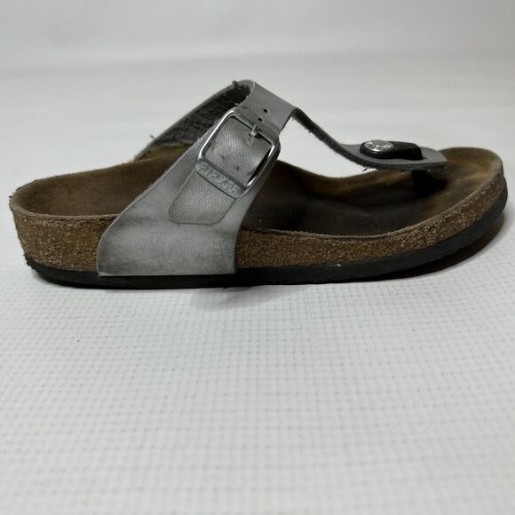 Birkenstock Young Gizeh Silver Leather Sandals Size 31 EU 13 US Narrow Strap - Picture 5 of 9
